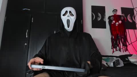 Snapshot of jey_cox23 chatting on October 31, 12:50 pm jey cox online show from October 31, 12:50 pm