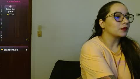 jey online show from November 11, 4:18 pm