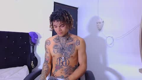 Snapshot of jeykob_23 chatting on November 11, 11:27 pm JEYKOB online show from November 11, 11:27 pm