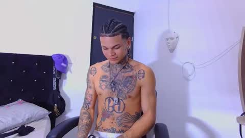 Snapshot of jeykob_23 chatting on November 14, 6:28 pm JEYKOB online show from November 14, 6:28 pm