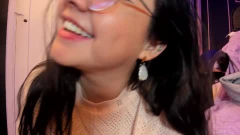 Snapshot of jeylee_ chatting on March 5, 2:56 pm Jeyy online show from March 5, 2:56 pm