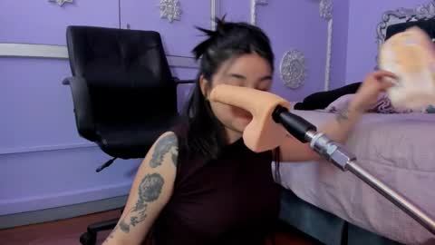 Snapshot of jeylee_ chatting on November 7, 11:54 am Jeyy online show from November 7, 11:54 am