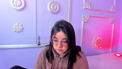 Snapshot of jeylee_ chatting on December 2, 11:59 am Jeyy online show from December 2, 11:59 am