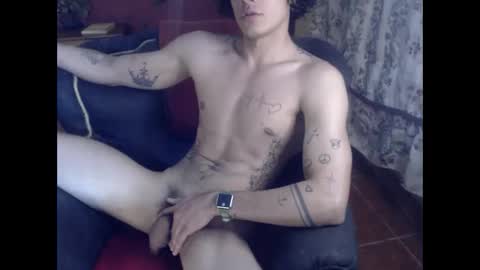 jffer_slhom online show from October 8, 9:45 pm