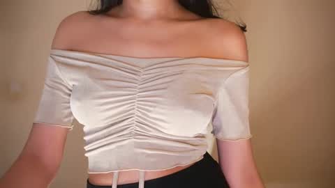 Jhaanvi online show from December 5, 11:07 pm