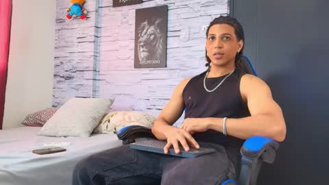 Snapshot of jhay_wheeler777 chatting on September 17, 2:41 pm jhay_wheeler777 online show from September 17, 2:41 pm