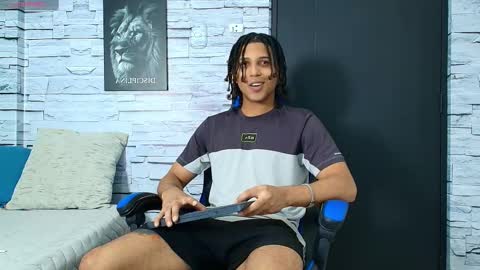 Snapshot of jhay_wheeler777 chatting on October 14, 3:40 am jhay_wheeler777 online show from October 14, 3:40 am