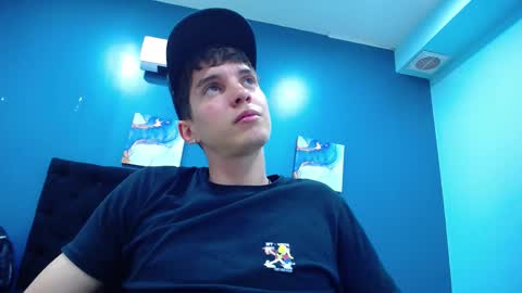 Jheampiero online show from October 28, 2:31 pm