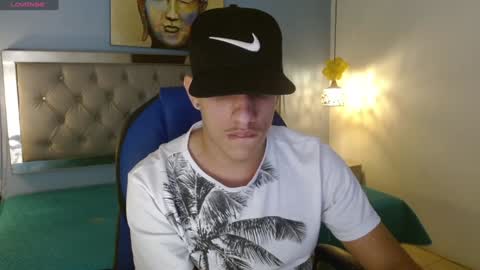 Snapshot of jheidertwink chatting on January 31, 3:41 am Jheider R. online show from January 31, 3:41 am