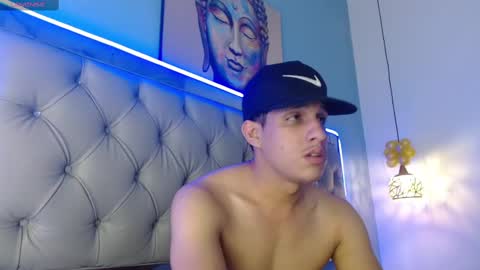 Snapshot of jheidertwink chatting on February 9, 9:37 am Jheider R. online show from February 9, 9:37 am