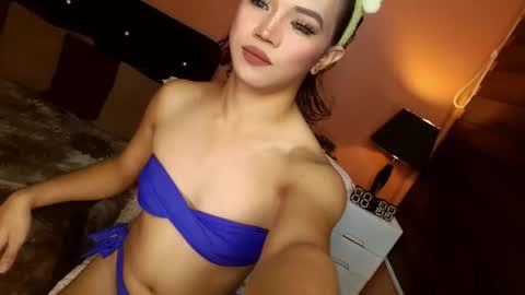 JHENA online show from November 4, 6:23 am