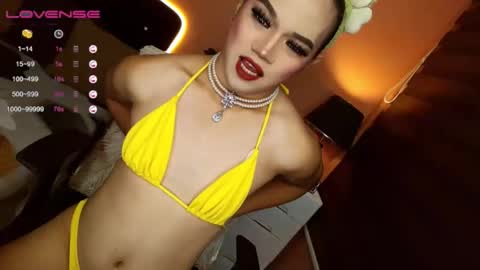 JHENA online show from November 10, 7:35 pm