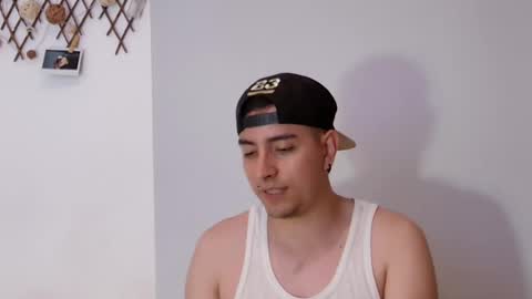 Jhoan Saenz online show from March 12, 2:52 am