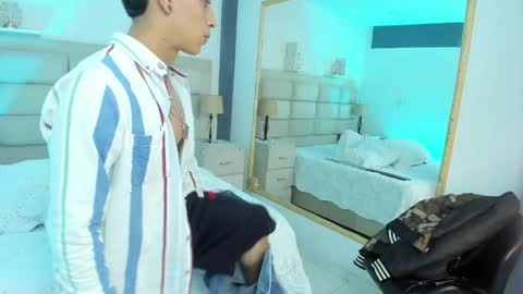Snapshot of jhoanleandro chatting on February 6, 4:10 am jhoanleandro online show from February 6, 4:10 am