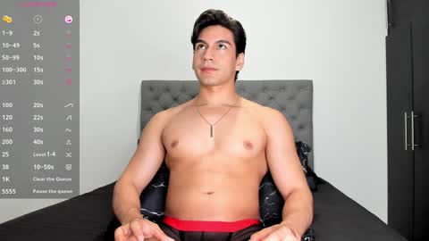 Snapshot of jhoansex_ chatting on December 15, 10:58 pm JHOAN online show from December 15, 10:58 pm