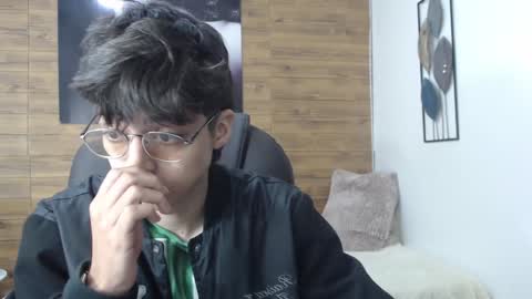 Jhoel online show from December 23, 12:30 pm