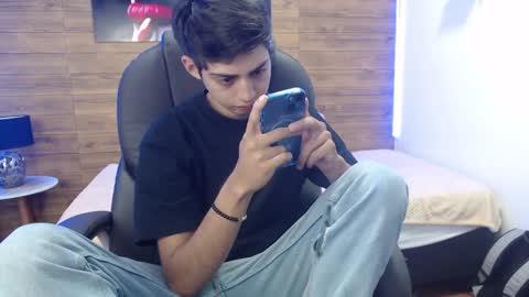 Jhoel online show from February 6, 12:37 pm