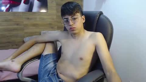 Jhoel online show from September 22, 8:33 pm