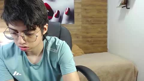 Jhoel online show from November 15, 7:54 pm