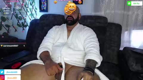 Snapshot of jhondick609 chatting on December 14, 6:09 pm JhonD online show from December 14, 6:09 pm