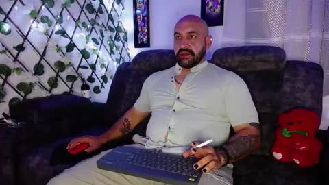 Snapshot of jhondick609 chatting on February 10, 9:15 pm JhonD online show from February 10, 9:15 pm