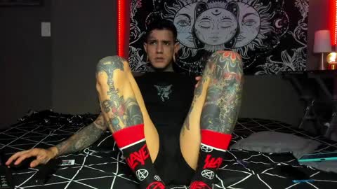 jhonny_ackerman online show from April 3, 1:25 am