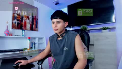 JHONNATHAN online show from January 17, 9:07 pm