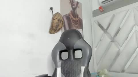 jhonny online show from December 14, 10:13 am