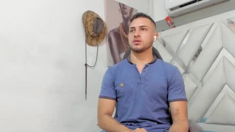 jhonny online show from January 29, 3:33 am