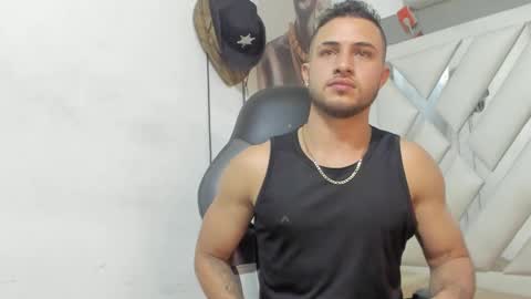 jhonny online show from February 2, 3:43 am