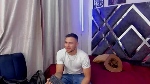 jhonny online show from March 10, 3:23 am