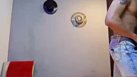 jhonny_thes28 online show from October 15, 6:41 pm