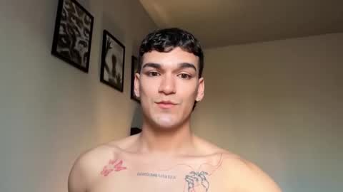 Snapshot of jhonnyx_ chatting on February 3, 10:37 pm Jhonny online show from February 3, 10:37 pm