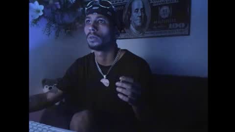 Snapshot of jhonson821 chatting on November 14, 7:51 am jhonson821 online show from November 14, 7:51 am