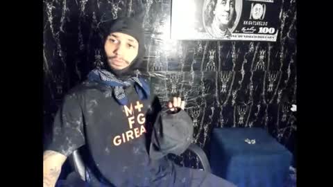 Snapshot of jhonson821 chatting on November 25, 9:09 am jhonson821 online show from November 25, 9:09 am