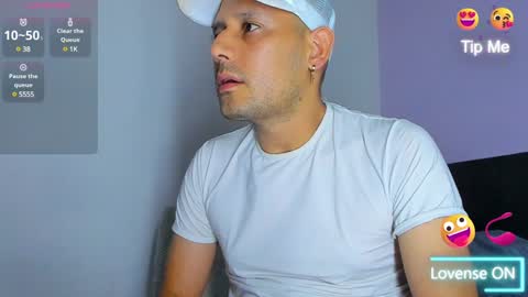 Jhony Alzate online show from December 2, 5:26 am