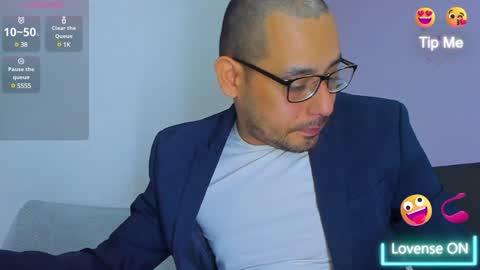 Jhony Alzate online show from December 28, 3:37 am