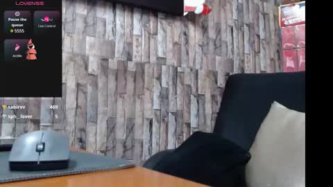 jhosuamoore2 online show from January 9, 12:24 am