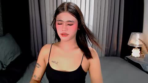 Snapshot of jhuliana_and_charles_room chatting on October 22, 4:57 am jhuliana_and_charles_room online show from October 22, 4:57 am