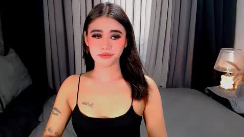 Snapshot of jhuliana_and_charles_room chatting on November 28, 5:54 am jhuliana_and_charles_room online show from November 28, 5:54 am