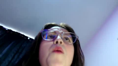 Snapshot of jia_miller02 chatting on January 20, 10:04 pm Emma online show from January 20, 10:04 pm