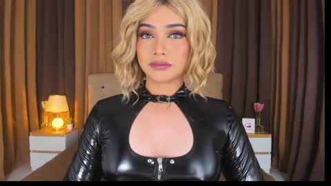 Snapshot of jilianward chatting on September 23, 12:02 am jilianward online show from September 23, 12:02 am