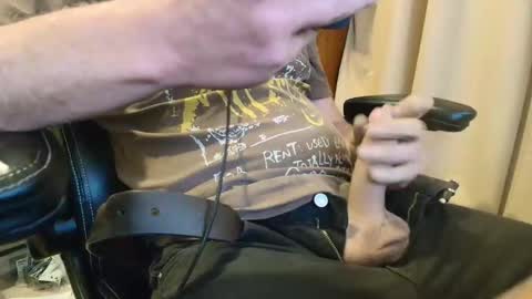 Snapshot of jim74122 chatting on September 30, 3:33 am jim74122 online show from September 30, 3:33 am