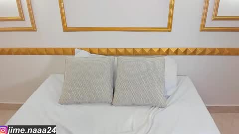 Snapshot of jimena24_ chatting on December 20, 3:13 am JIMENA STREAMING SCHEDULE 600am- 1230pm GMT-5 online show from December 20, 3:13 am