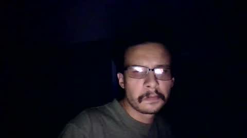 Snapshot of jimmac98 chatting on January 2, 6:29 am james online show from January 2, 6:29 am