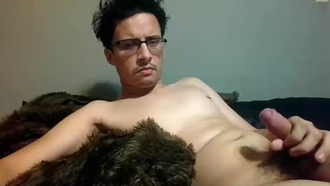 Snapshot of jimmac98 chatting on January 9, 1:29 am james online show from January 9, 1:29 am