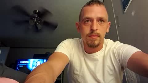 Snapshot of jimmiekeith chatting on November 17, 12:27 am Jimmie online show from November 17, 12:27 am