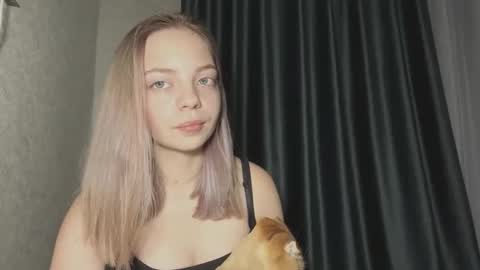 Steff online show from November 18, 5:39 pm