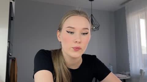 Amy  next stream on Wednesday Thursday Friday Saturday and Sunday at 16 pm GMT3 online show from September 29, 12:54 pm