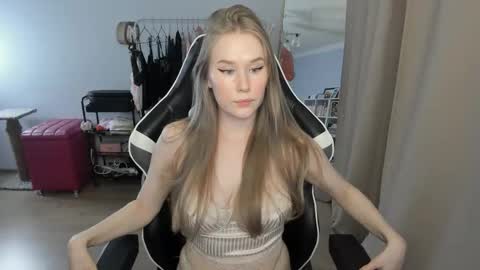 Amy  next stream on Wednesday Thursday Friday Saturday and Sunday at 16 pm GMT3 online show from October 7, 2:14 pm